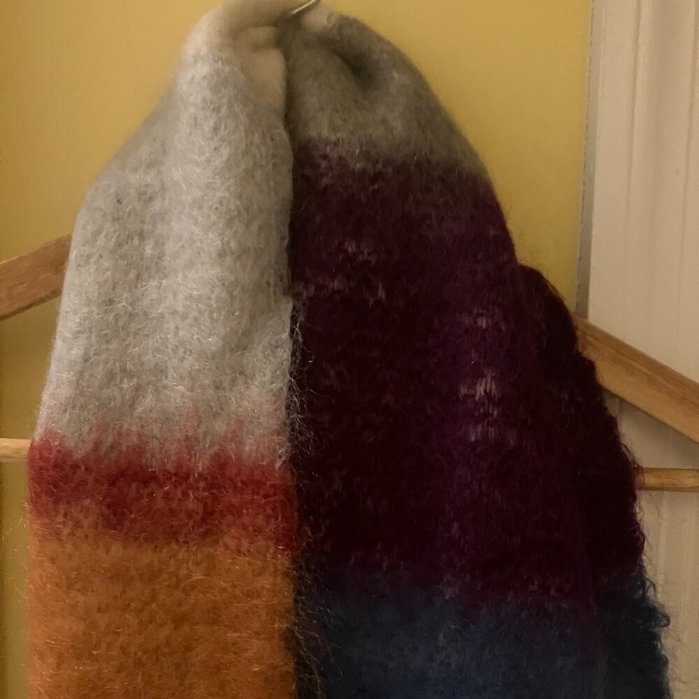 Ezcaray Matisse Scarf - Picture 7 of 8